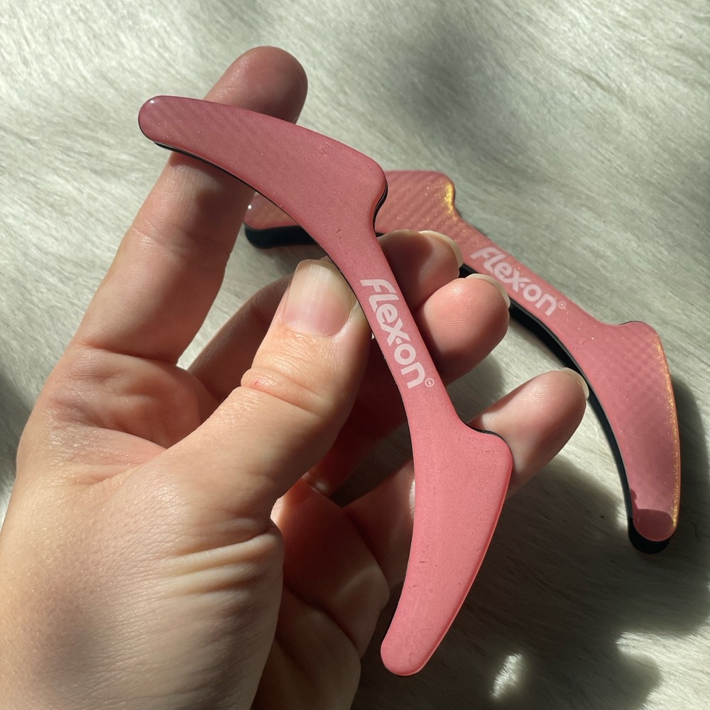 Flex-on magnetic inserts for stirrups - Picture 3 of 10